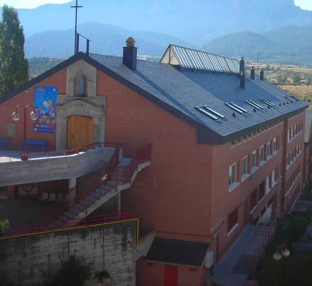 Residencia Albergue Jaca Luaran gambar