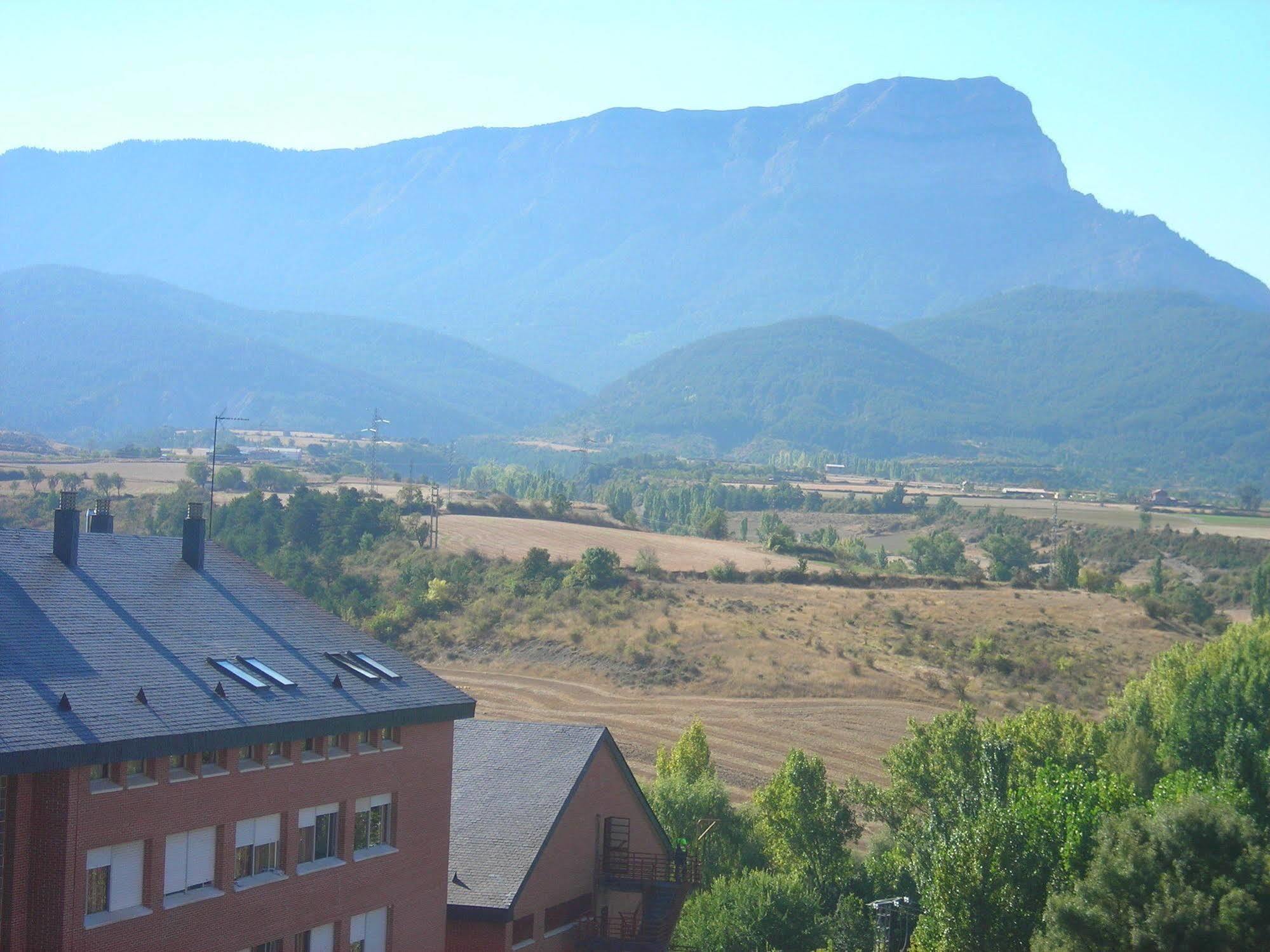 Residencia Albergue Jaca Luaran gambar