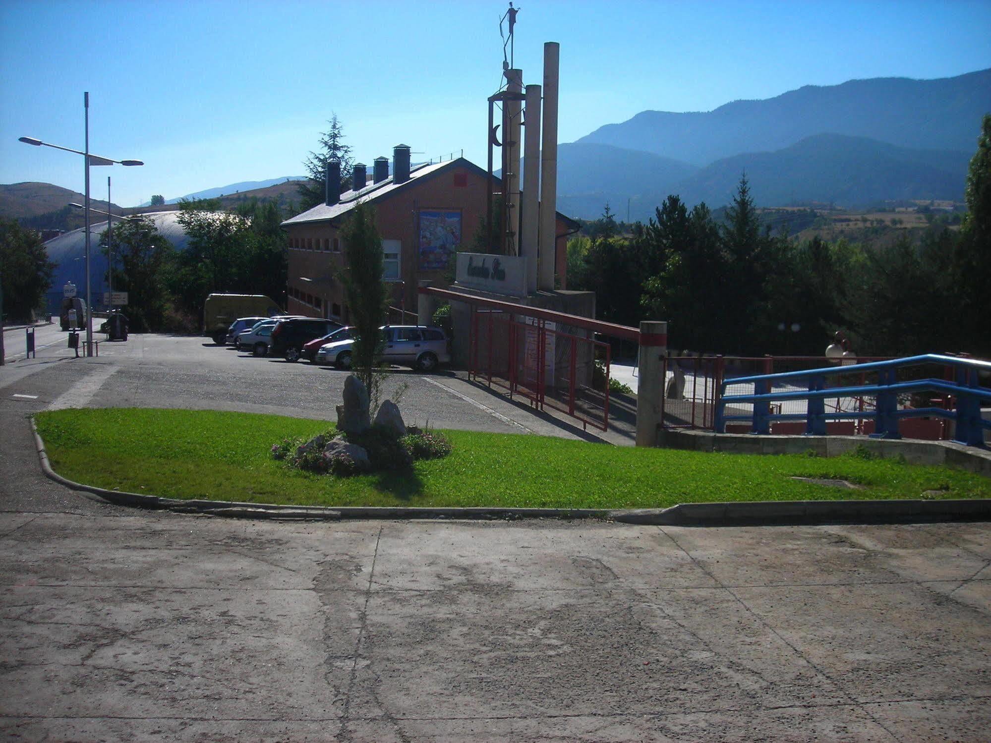 Residencia Albergue Jaca Luaran gambar